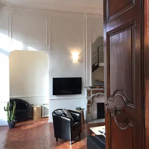 https://les-suites-du-cours-spa.aixenprovencehotels.org